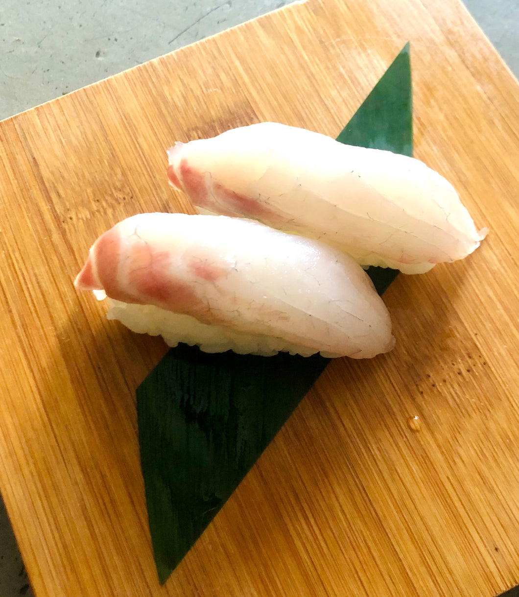 Suzuki/Lubina/Sea Bass nigiri (Gluten Free)